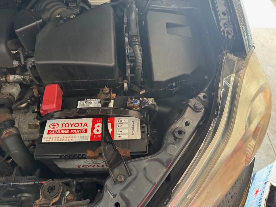 2010 Toyota Matrix 2nd Gen - Image 13 of 18