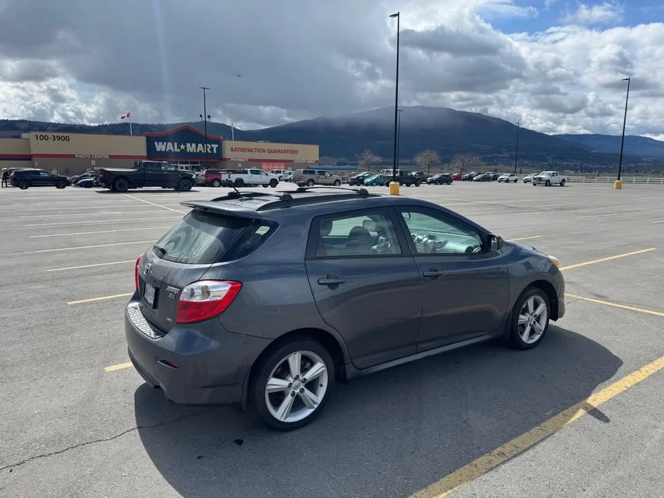 2010 Toyota Matrix 2nd Gen - Image 11 of 18