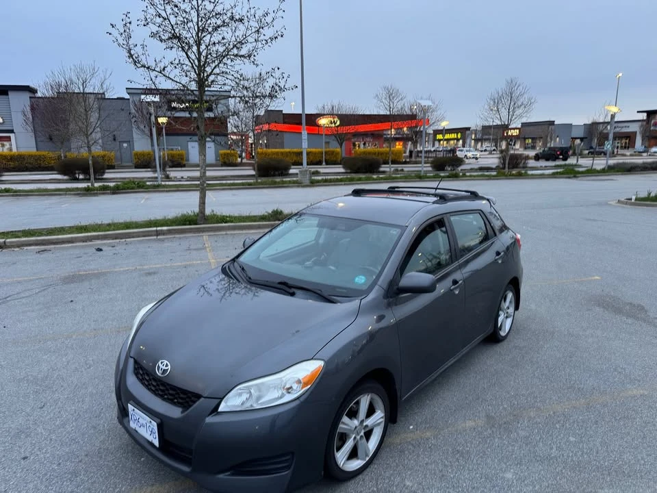 2010 Toyota Matrix 2nd Gen - Image 5 of 18