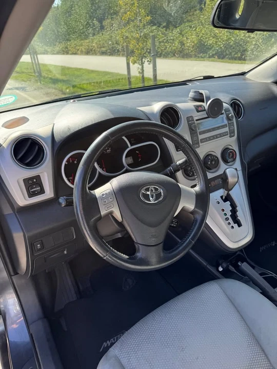 2010 Toyota Matrix 2nd Gen - Image 8 of 18