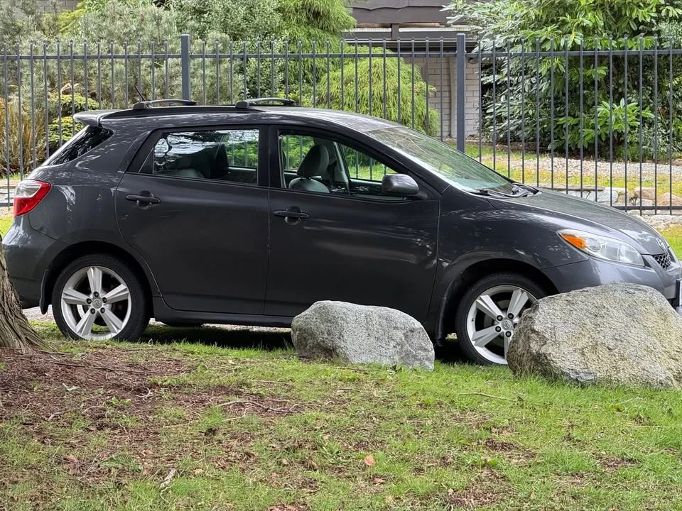 2010 Toyota Matrix 2nd Gen - Image 3 of 18