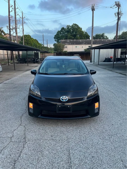 2010 Toyota Prius 3rd Gen - Image 4 of 9