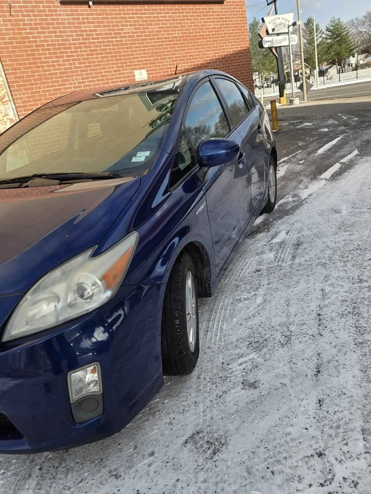 2010 Toyota Prius 3rd Gen - Image 12 of 18