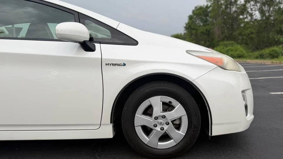 2010 Toyota Prius 3rd Gen - Image 20 of 20