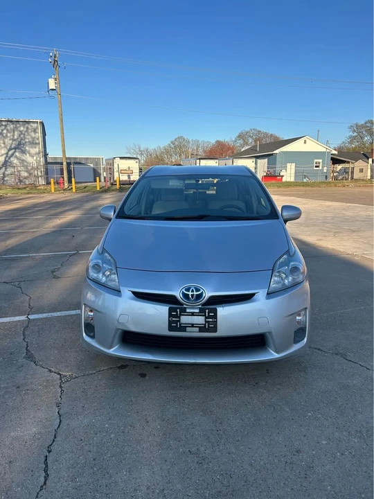 2010 Toyota Prius 3rd Gen - Image 3 of 19