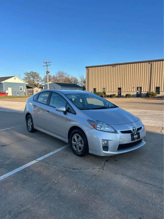 2010 Toyota Prius 3rd Gen - Image 4 of 19