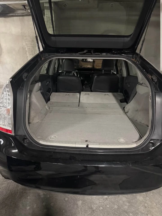 2010 Toyota Prius 3rd Gen - Image 13 of 13