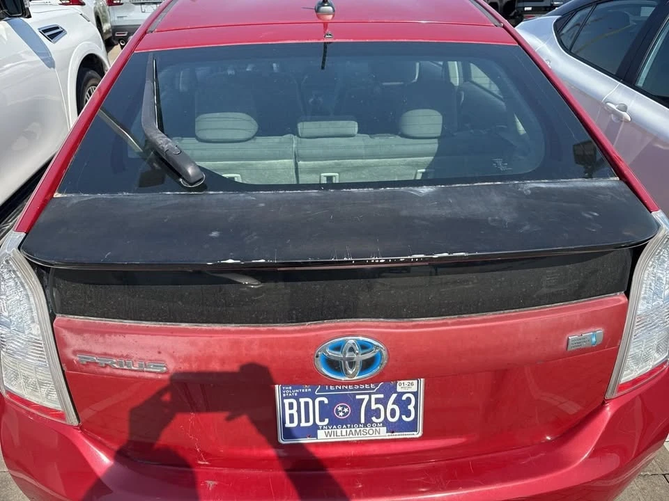2010 Toyota Prius 3rd Gen - Image 4 of 9