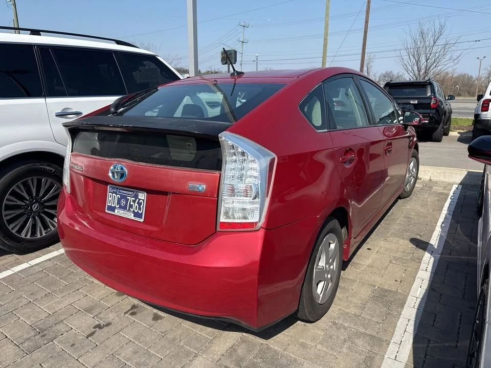 2010 Toyota Prius 3rd Gen - Image 2 of 9