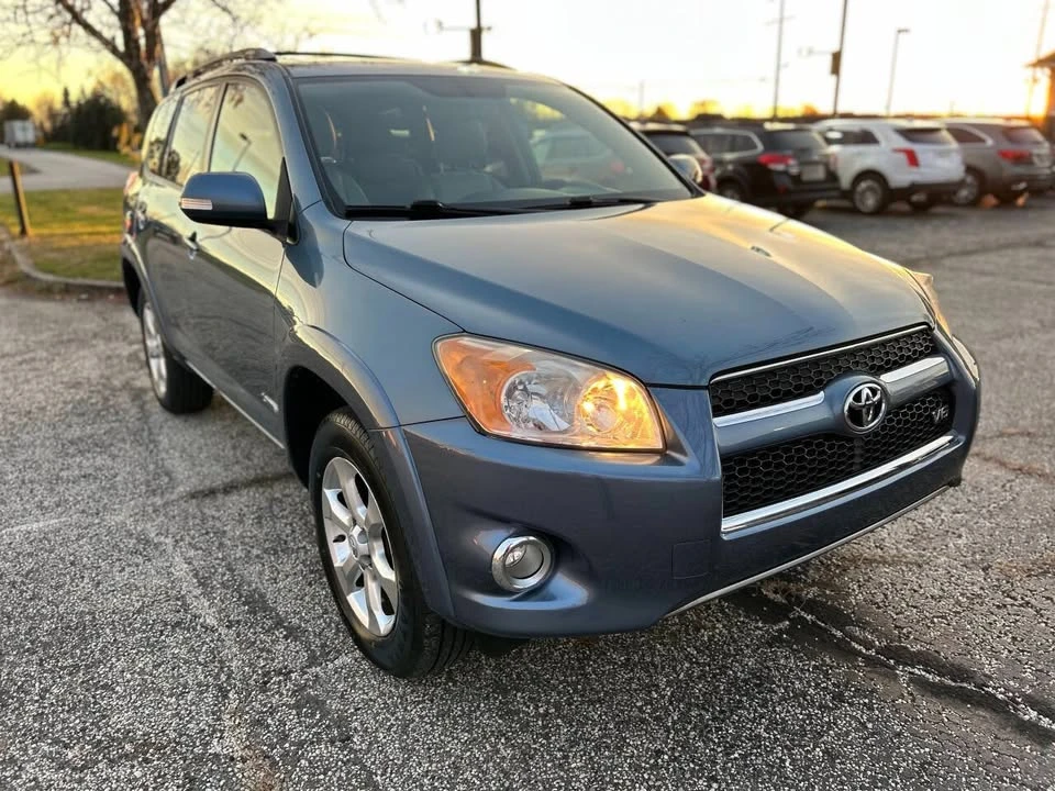 2010 Toyota RAV4 3rd Gen - Image 3 of 8