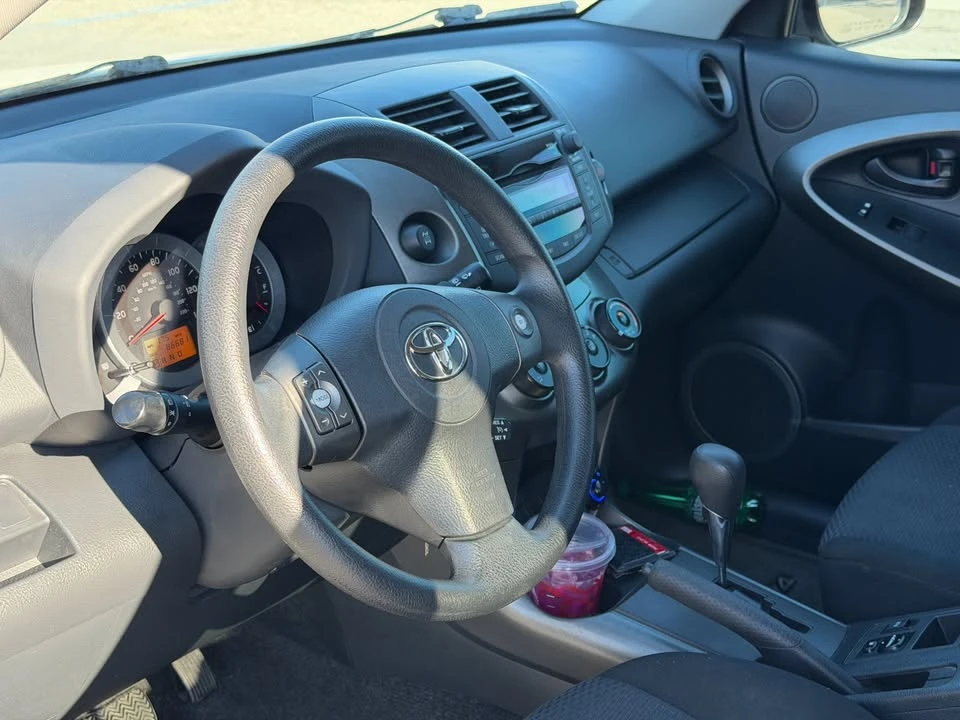 2010 Toyota RAV4 3rd Gen - Image 8 of 12