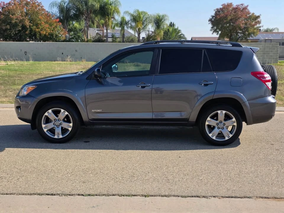 2010 Toyota RAV4 3rd Gen - Image 10 of 10