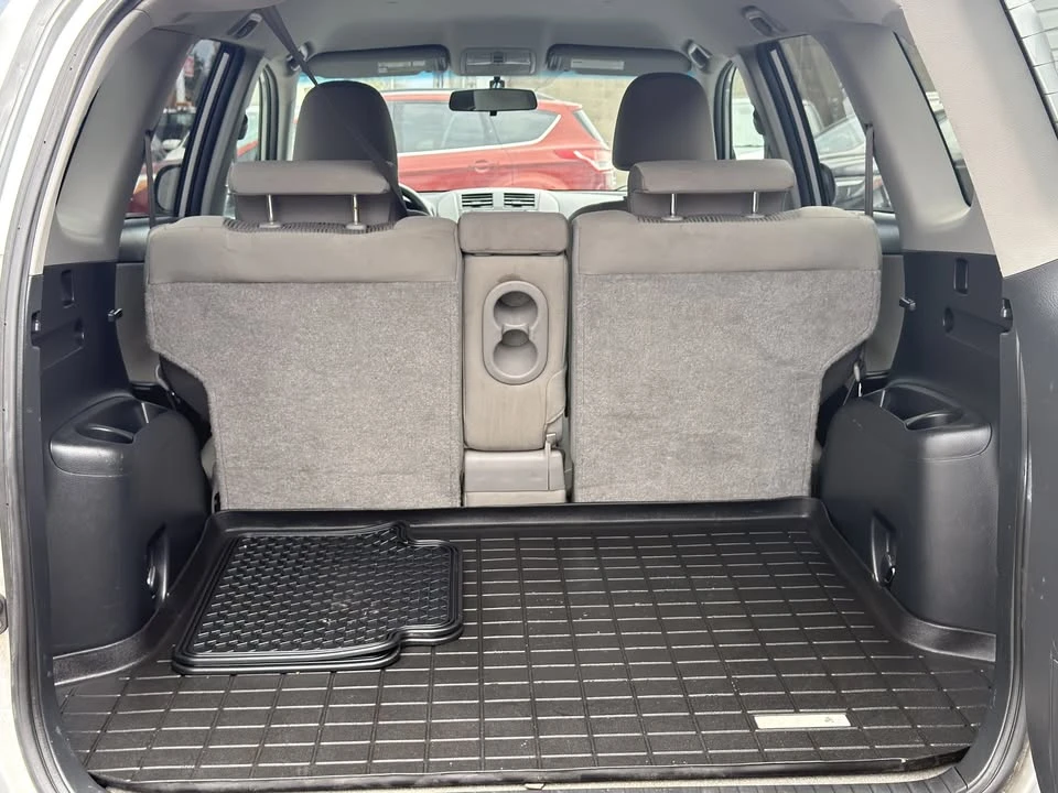 2010 Toyota RAV4 3rd Gen - Image 7 of 20