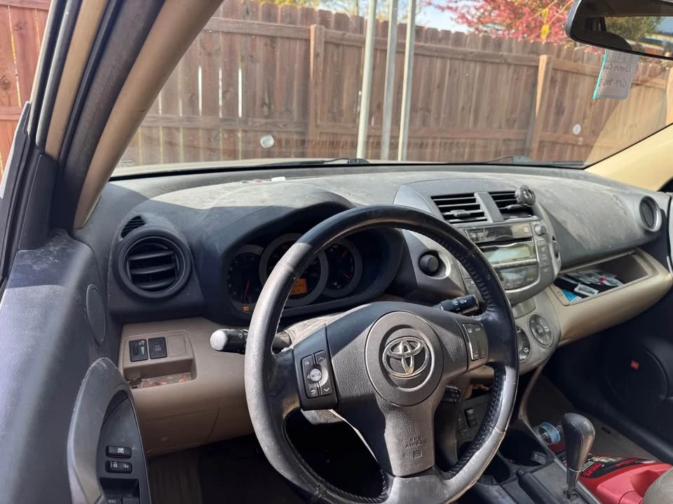 2010 Toyota RAV4 3rd Gen - Image 5 of 7