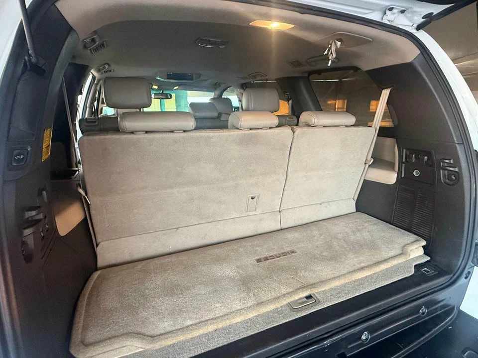 2010 Toyota Sequoia 2nd Gen - Image 14 of 20