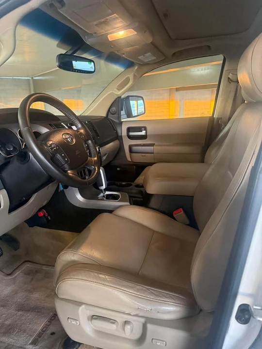 2010 Toyota Sequoia 2nd Gen - Image 12 of 20