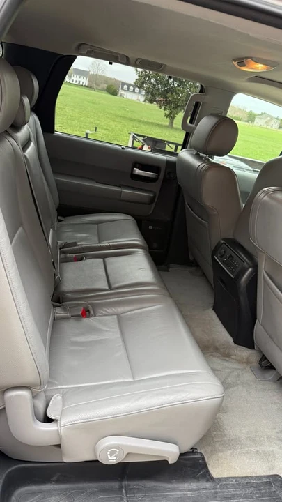 2010 Toyota Sequoia 2nd Gen - Image 13 of 15