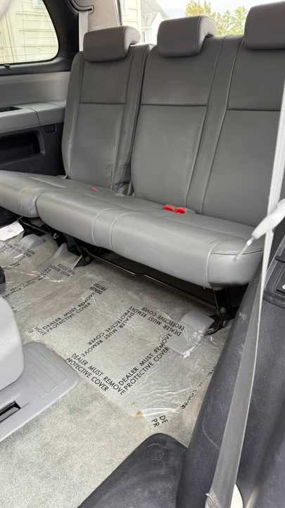 2010 Toyota Sequoia 2nd Gen - Image 12 of 15