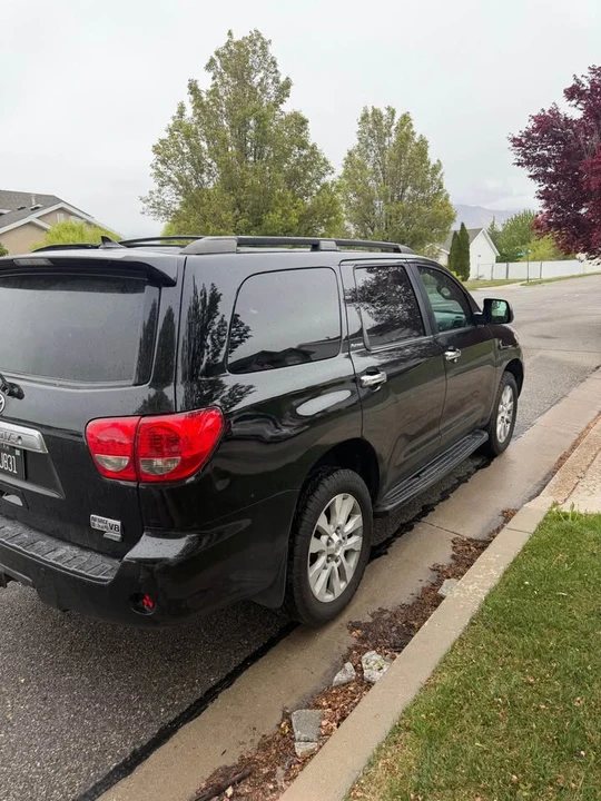 2010 Toyota Sequoia 2nd Gen - Image 3 of 6
