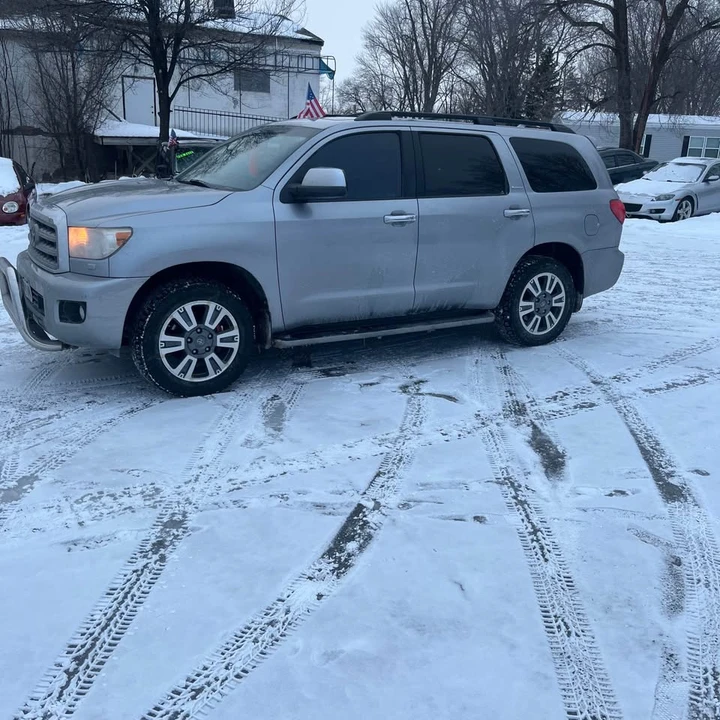 2010 Toyota Sequoia 2nd Gen - Image 3 of 7