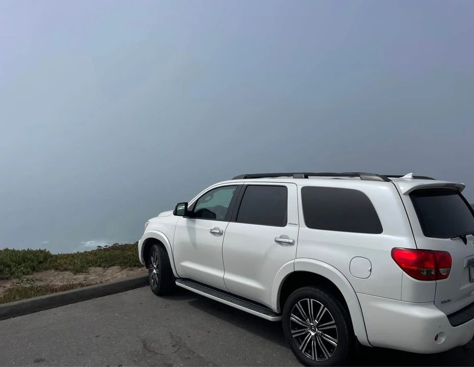 2010 Toyota Sequoia 2nd Gen - Image 3 of 20
