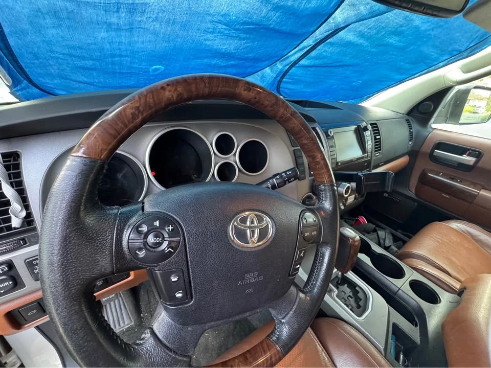 2010 Toyota Sequoia 2nd Gen - Image 14 of 20