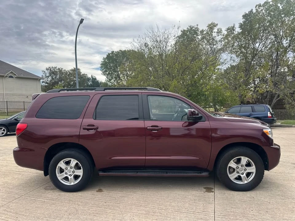 2010 Toyota Sequoia 2nd Gen - Image 6 of 12