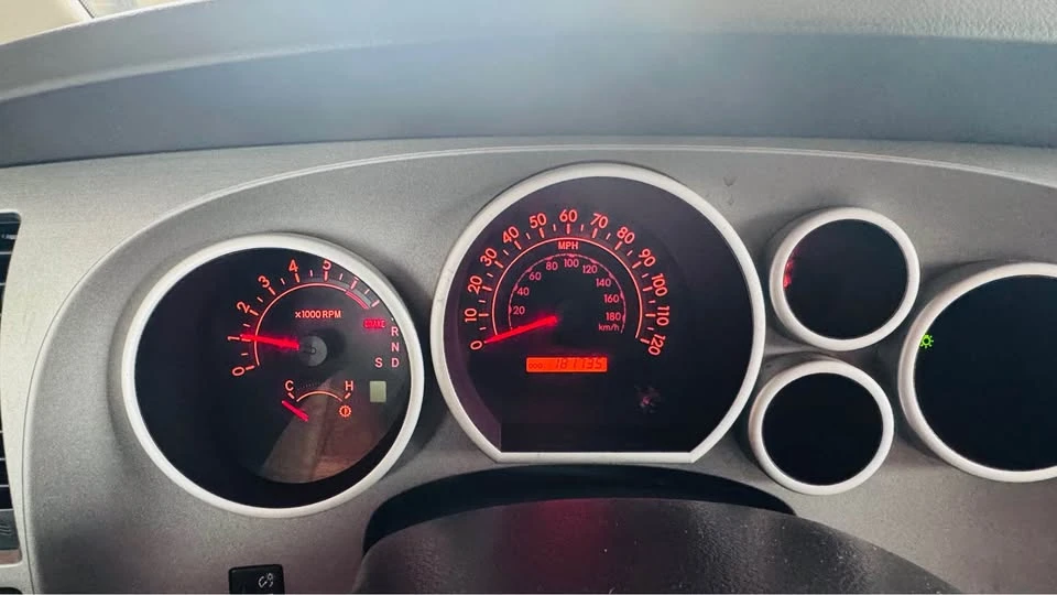 2010 Toyota Sequoia 2nd Gen - Image 14 of 14
