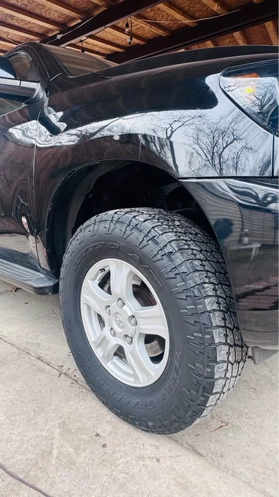 2010 Toyota Sequoia 2nd Gen - Image 4 of 14