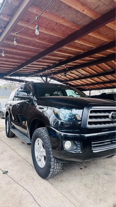2010 Toyota Sequoia 2nd Gen - Image 3 of 14