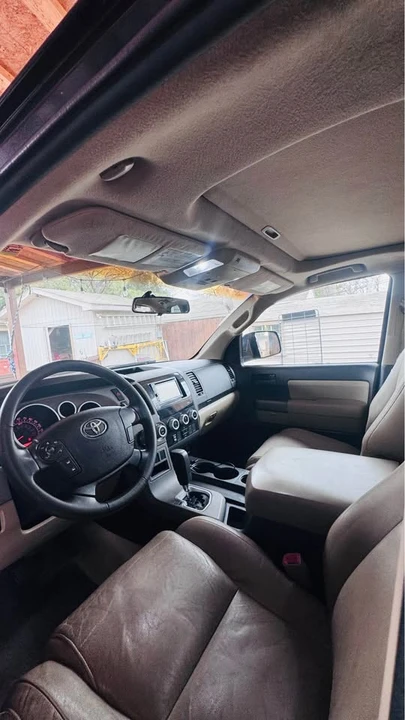 2010 Toyota Sequoia 2nd Gen - Image 12 of 14