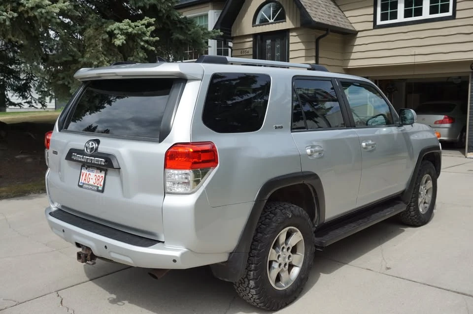 2010 Toyota 4Runner - Image 18 of 18