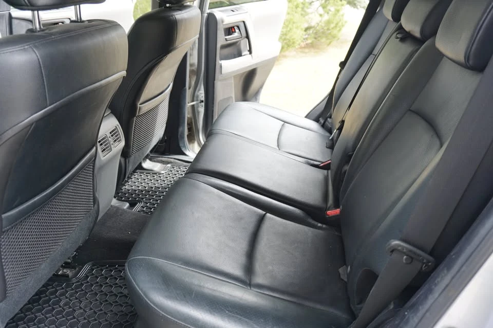2010 Toyota 4Runner - Image 13 of 18