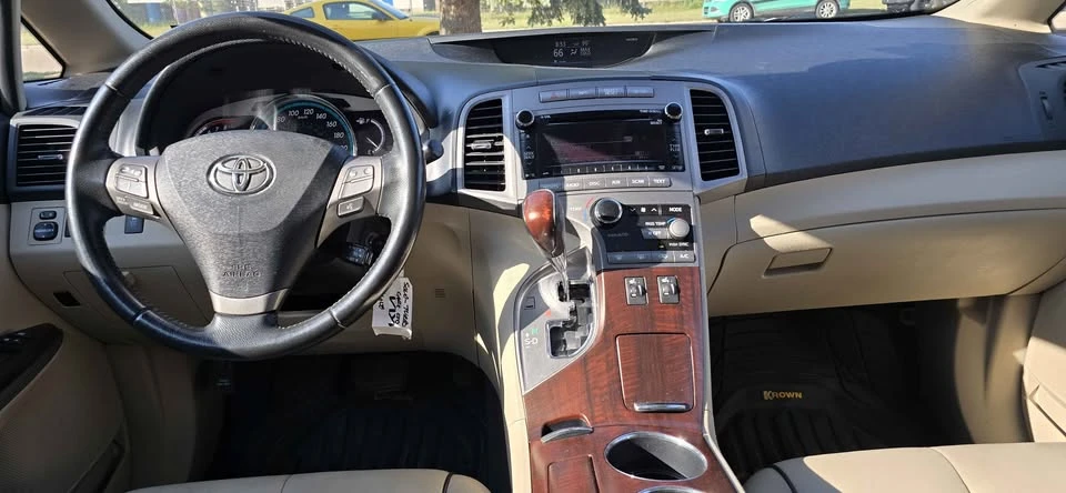 2010 Toyota Venza - Image 16 of 19