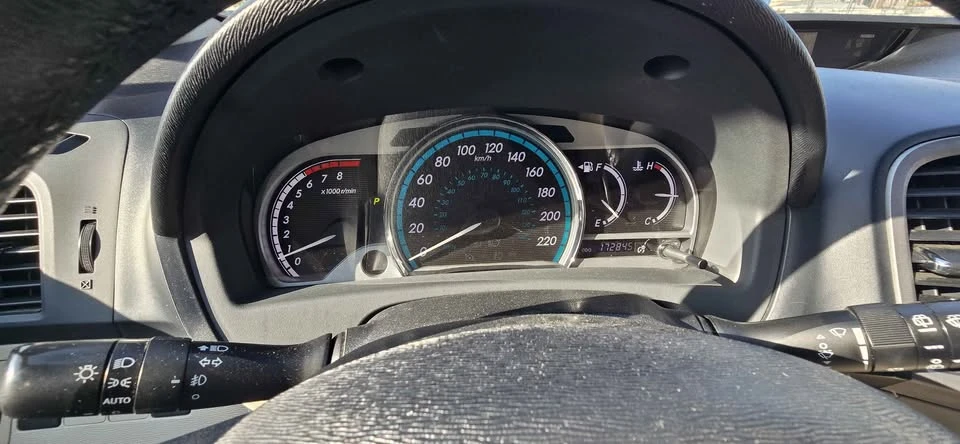 2010 Toyota Venza - Image 11 of 19