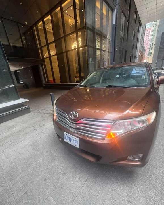 2010 Toyota Venza - Image 6 of 6