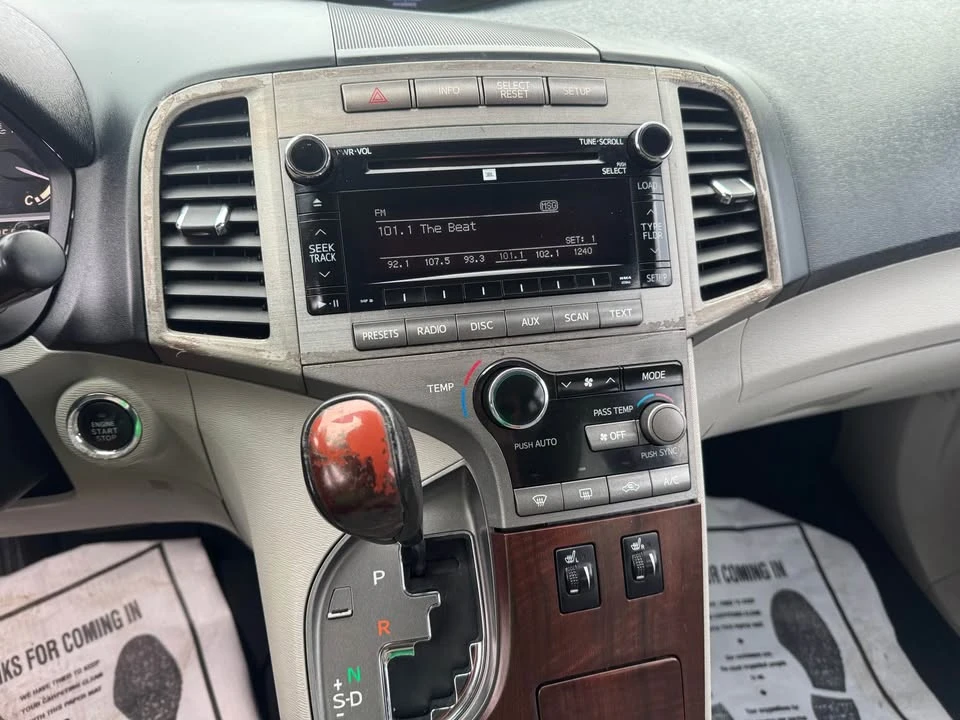 2010 Toyota Venza - Image 10 of 10
