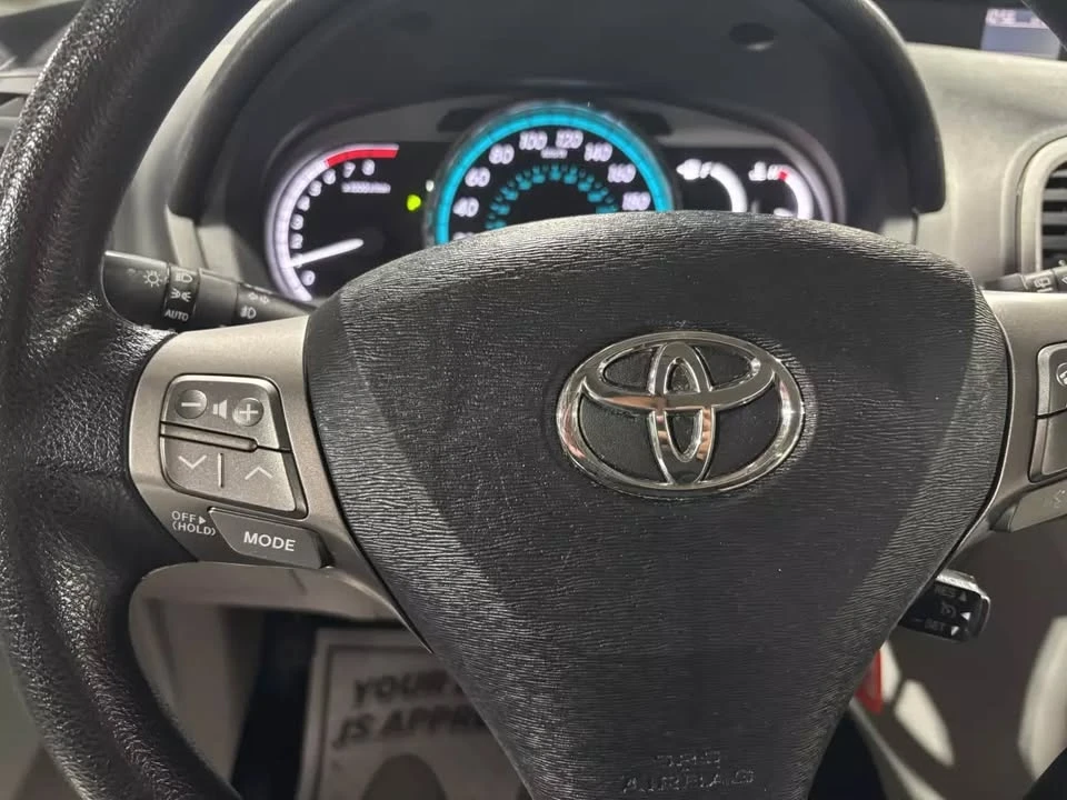 2010 Toyota Venza - Image 11 of 15
