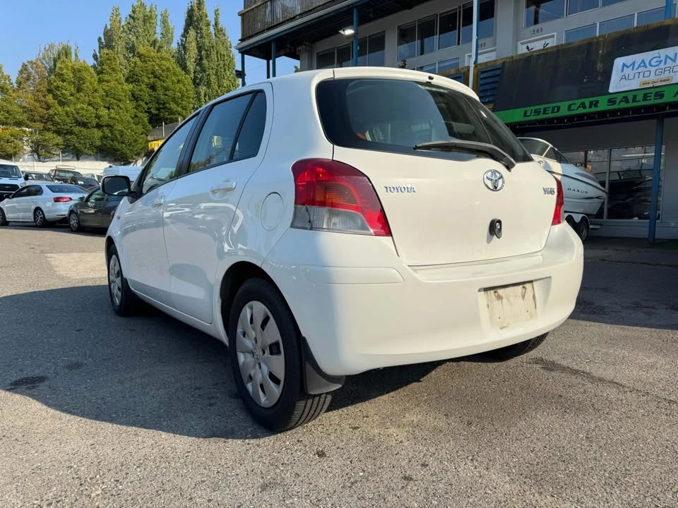 2010 Toyota Yaris - Image 3 of 16