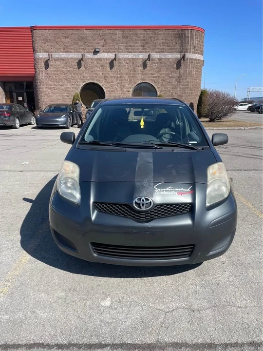 2010 Toyota Yaris - Image 5 of 5