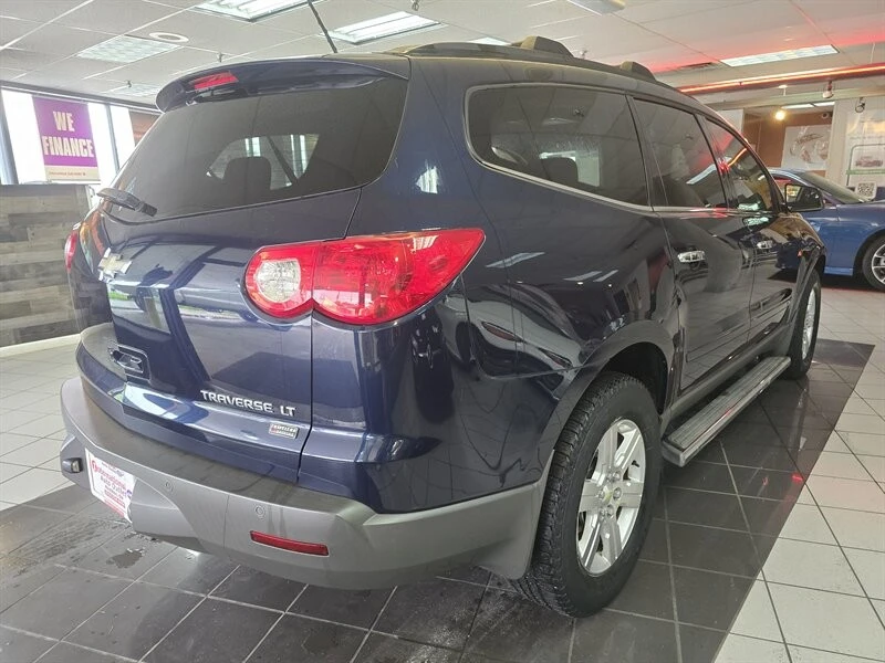 2010 Chevrolet Traverse - Image 4 of 4