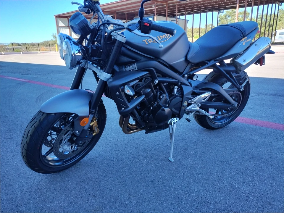 2010 Triumph Speed Triple - Image 5 of 31