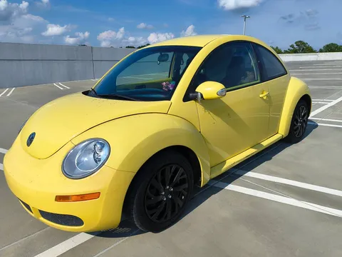 2010 Volkswagen New Beetle Bug 2.5