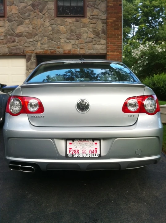 2010 Volkswagen Passat - Image 3 of 3