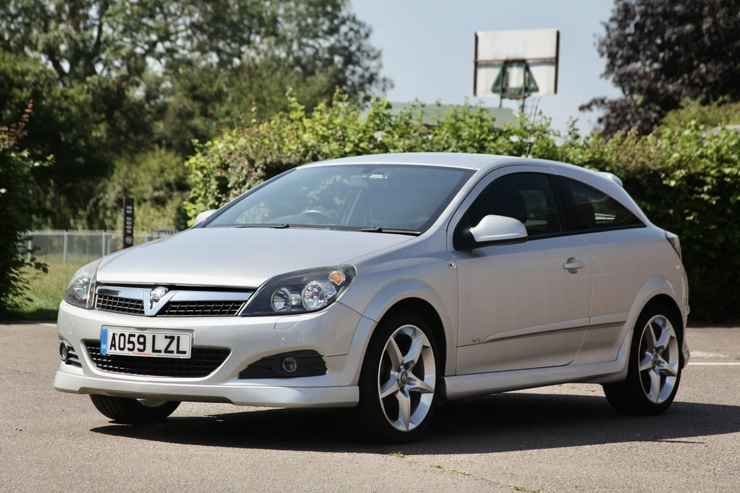 2010 Vauxhall - Image 18 of 30