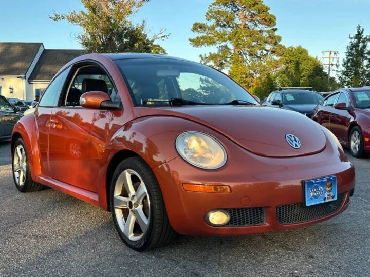 2010 Volkswagen New Beetle - Image 3 of 20