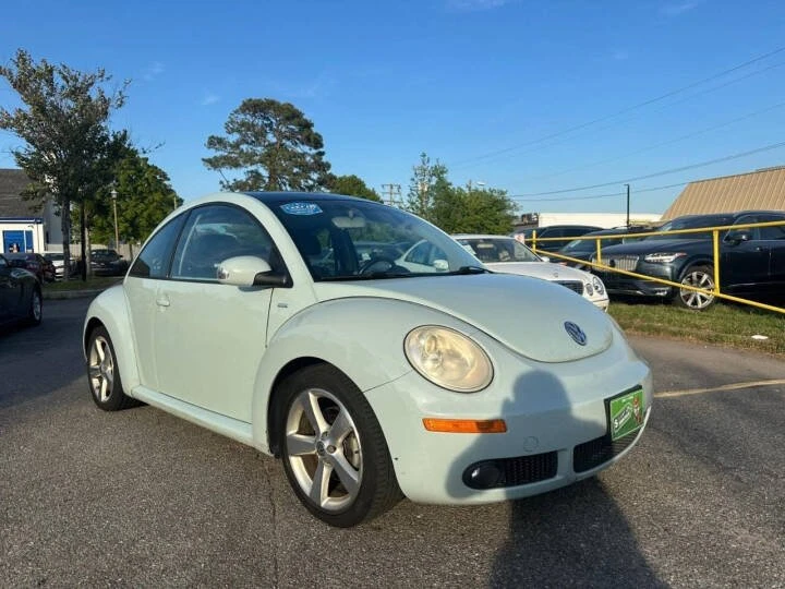 2010 Volkswagen New Beetle - Image 3 of 20