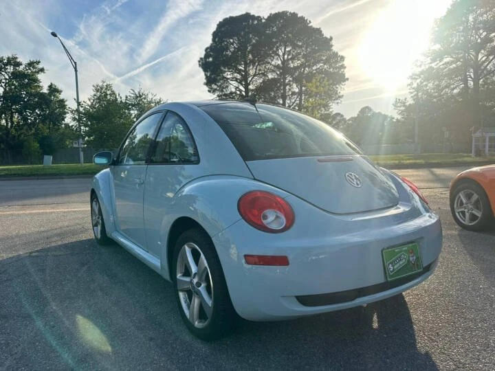 2010 Volkswagen New Beetle - Image 6 of 20