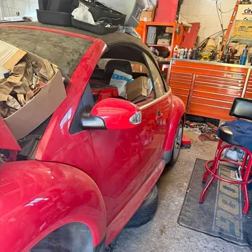 2010 Volkswagen Beetle 1.8T S Convertible