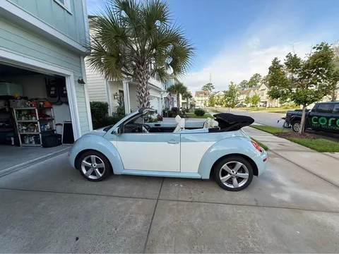 2010 Volkswagen Beetle 2.0T Final Edition SEL Convertible